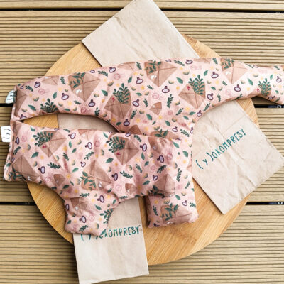 Zestaw - 2 termofory z pestek wiśni na brzuch i czoło - Yokompresy - Dobra wiadomość