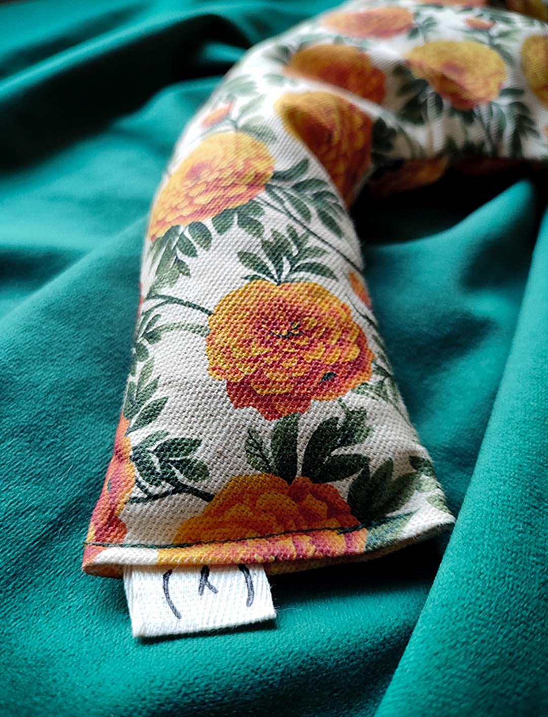 Termofor w idealnym kształcie - wzór Aksamitka - 470g - Yokompres - obrazek 2